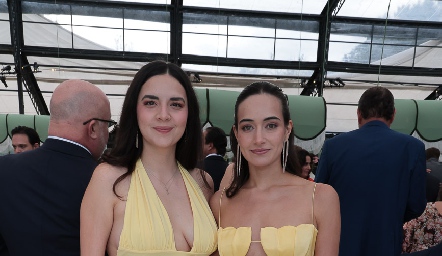  Alejandra y Daniela.