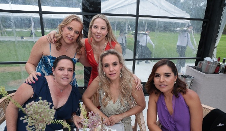  Primas Torres, Mariana, Fernanda, Pili, Mónica y Lorena.