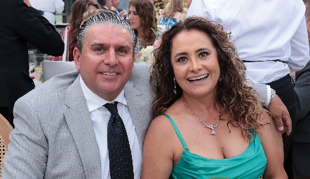  Juan Ariel Reyes y Paty Lara.