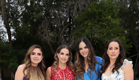  Xitlali Sánchez, Maripepa Muriel, Ximena Navarrete y Pituca Escartín.