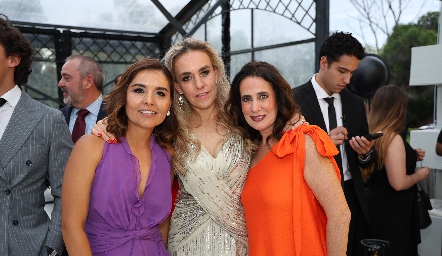  Lorena Torres, Mónica Torres y Ana Paula Gutiérrez.