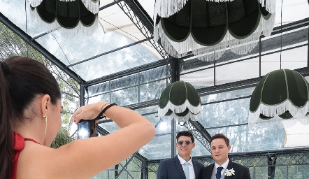 .