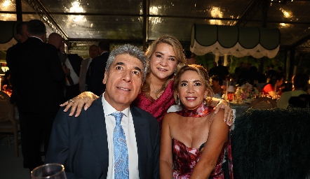 Rafael, Carmenchu e Isabel.