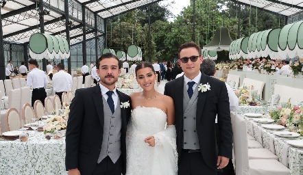  Santi, Car y Pepe.