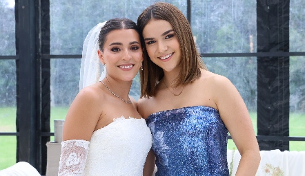  Car y Clau Torres.