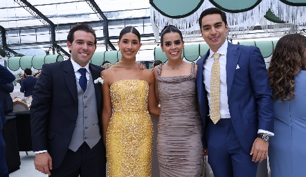  Roberto, Isa, Marily Tobías y Emilio Payán.
