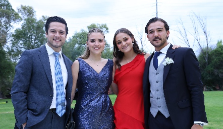  Rodrigo Díaz de León, Mónica Tijerina, Úrsula y Santi.