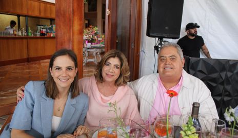  Daniela Hernández, Leticia Anaya y Carlos Delgado.