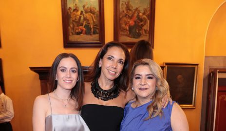  Sara Terrazas y Carmenchu.