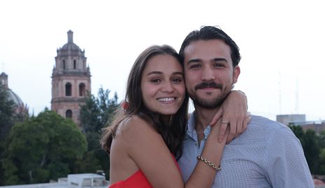  Úrsula y Santi.