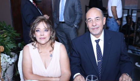  Beatriz de Díaz de León y Gerardo Díaz de León.