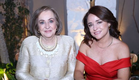  Luz María de Rubín de Celis y Fernanda Rubín de Celis.