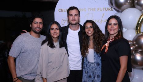  Fernando Galán, Natalia Galán, Pancho Loza, Alejandra Martínez y Ana Paula.