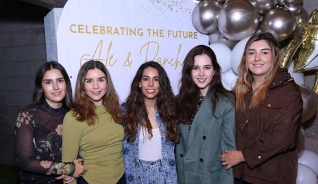  Isabel Pérez, Paulina Estrada, Alejandra Martínez, Renata Castillo y Ana Gaby Motilla.