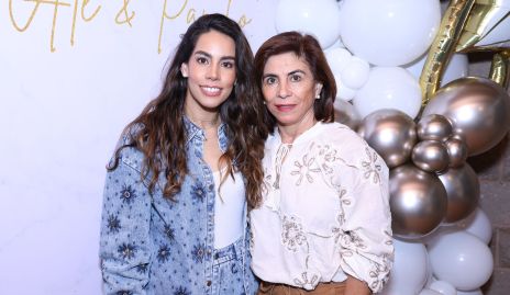  Alejandra Martínez y Adriana Sánchez.