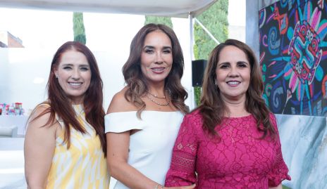  Adriana Jiménez, Lorena Herrera y Gaby Payán.