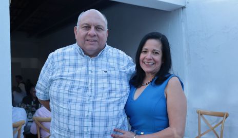 Memo Sánchez y Lulú Veliz.