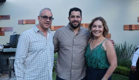  Enrique Morales, Carlos Morales y Ángeles Barba.