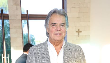  Roberto Berrones con su nieta Renata Cordero.
