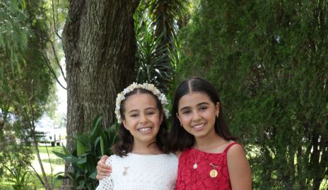  Mariel y Annia Martínez Meade.