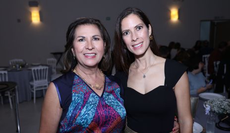  Mimí Torres y May Chávez.