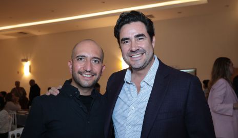  Diego y Carlos.