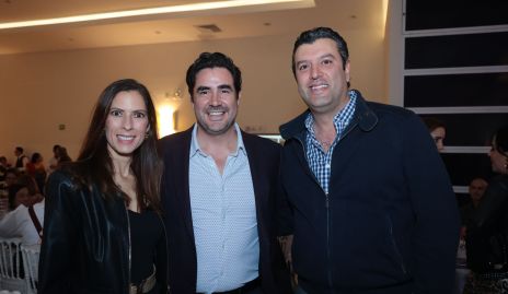  May, Carlos y Juan Carlos.