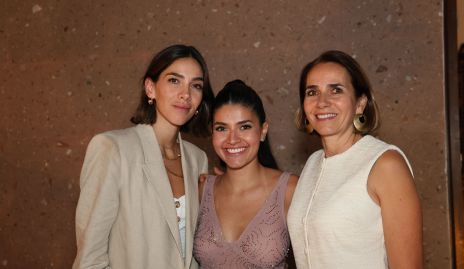  Elsa Santoyo, Ana Sofía Santoyo y Elsa Villalba.