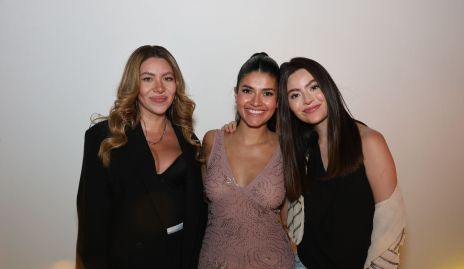  Claudia, Ana Sofía Santoyo y Marijó.