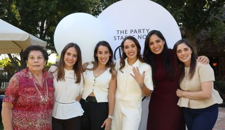  Familia Ascanio, Tere, Alejandra, María José, Paola,  Andrea y Sofía.