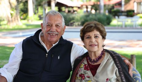  Alfonso Rodríguez y Norma Nuncio, abuelos del novio.