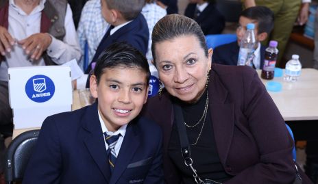  Santiago Díaz de León y Silvia Miranda Díaz de León.