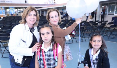  Leticia Anaya, María Pía Almazán, Maricarmen López y Macarena Almazán.