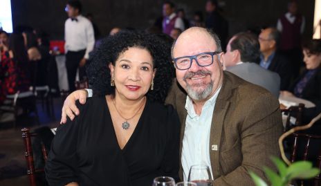  Gabriela Becerra González y Dionisio Somohano Martínez.