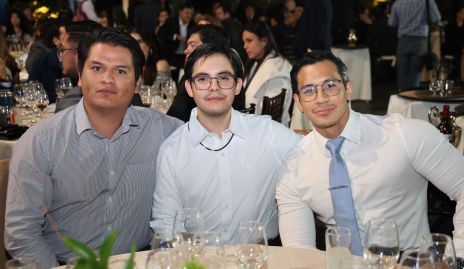  Santiago Masaqui, Eduardo González y Luis Durán.