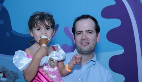 Joaquina Martínez y Eduardo Martínez.