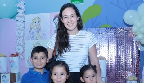  Fabiola Ponce, José Miguel, Paula y Juliana.