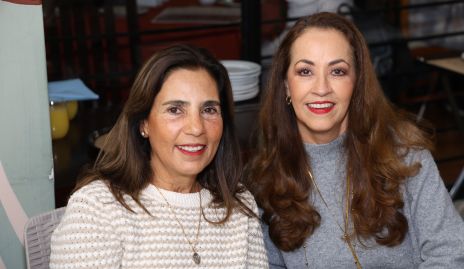  Gabriela Chevaile y Silvia Medrano.