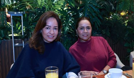  Ana Acosta y Laura Acosta.