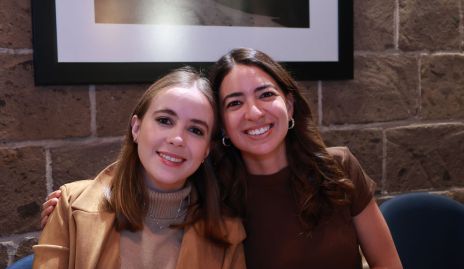  Alejandra de la Torre y Paula Ochoa.