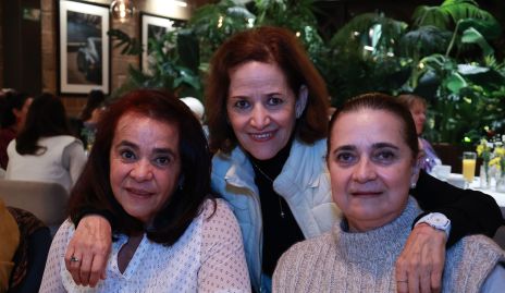  Maribel Rangel, Laura Barrios y Cristina Alcalde.