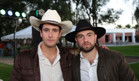  Roberto Silva y Memo Pizzuto.