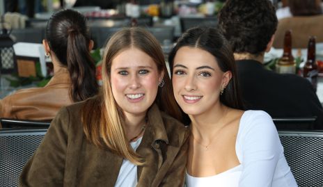  Isa Galván y Mariana Nieto.