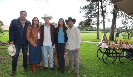  Roberto Silva, Marcela Payán, Roberto, María Paula y Marcelo Silva.