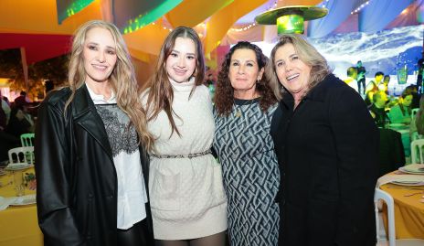  Yolanda Rangel, Yolanda Ayala, María Cecilia Macilla y Yolanda Rangel.
