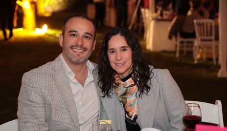  Fernando Madrigal y Lucy Martínez.