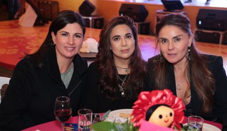  Cecilia Rangel, Gabriela Martínez y Claudia Pérez Amaral.