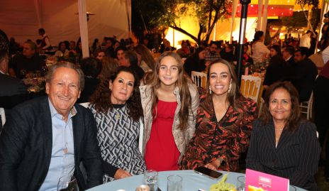  Fernando Mancilla, Cecilia Mancilla, Julieta Rangel, María Cecilia Rangel y Tania.