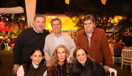  Jacobo Payán y Vero Conde, Galo Galván y Claudia Quiroz, Paco Leos y Paty Fernández.