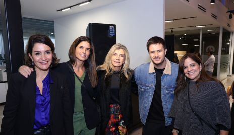  Mariana Estalantes, Fernanda Gómez, Márgara García de Herrera, Bernardo Herrera y Andrea González Estalantes.